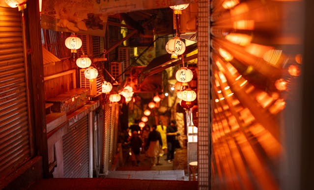 灯笼制作与节庆